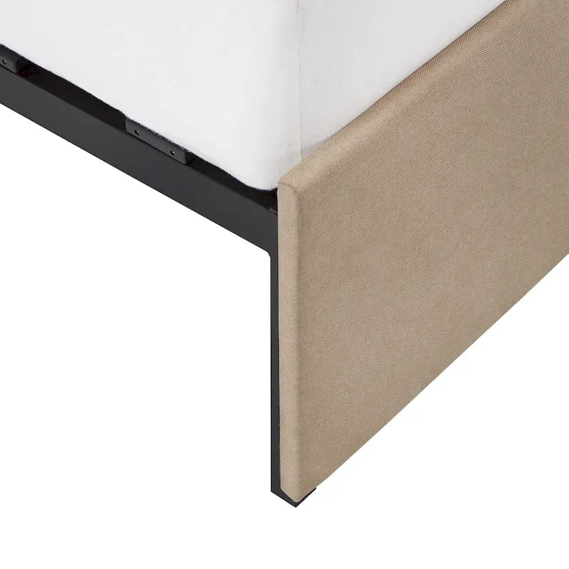 Letto a piattaforma con testiera a V e contenitore