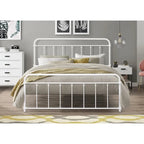 Letto a piattaforma in metallo