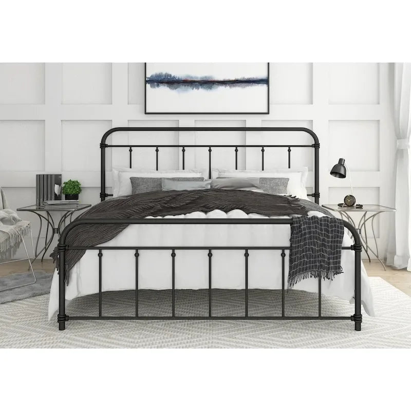 Letto a piattaforma in metallo
