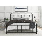 Letto a piattaforma in metallo