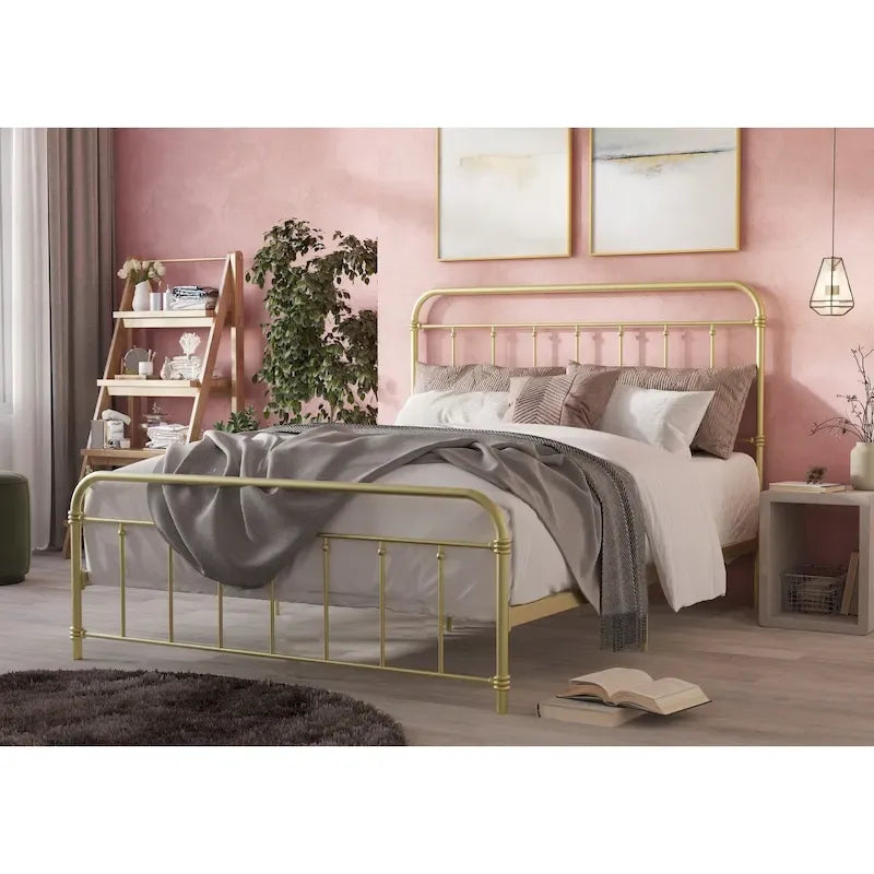 Letto a piattaforma in metallo