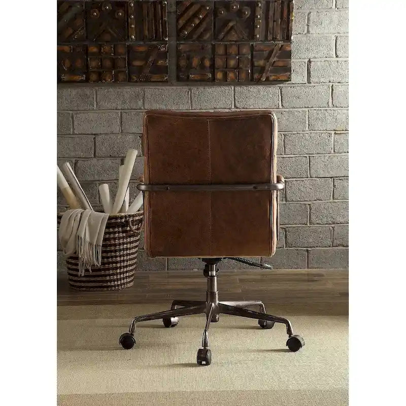 Sedia da ufficio direzionale, in pelle pieno fiore marrone stile retrò